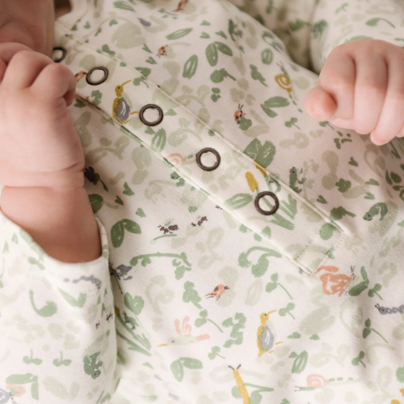 1037161-henleyromper-ispy-2.webp