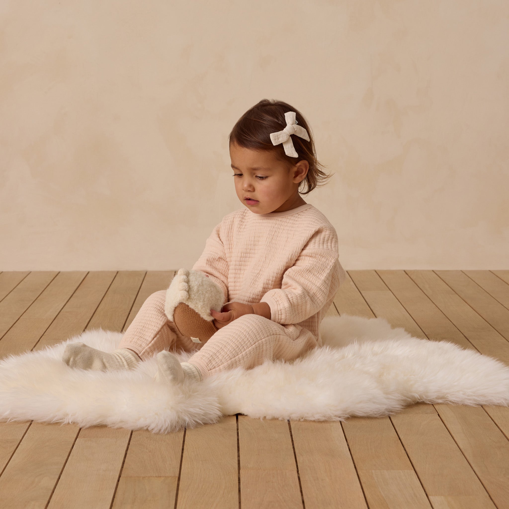 QM-AW25-D3-STUDIO-WEB-100.jpg