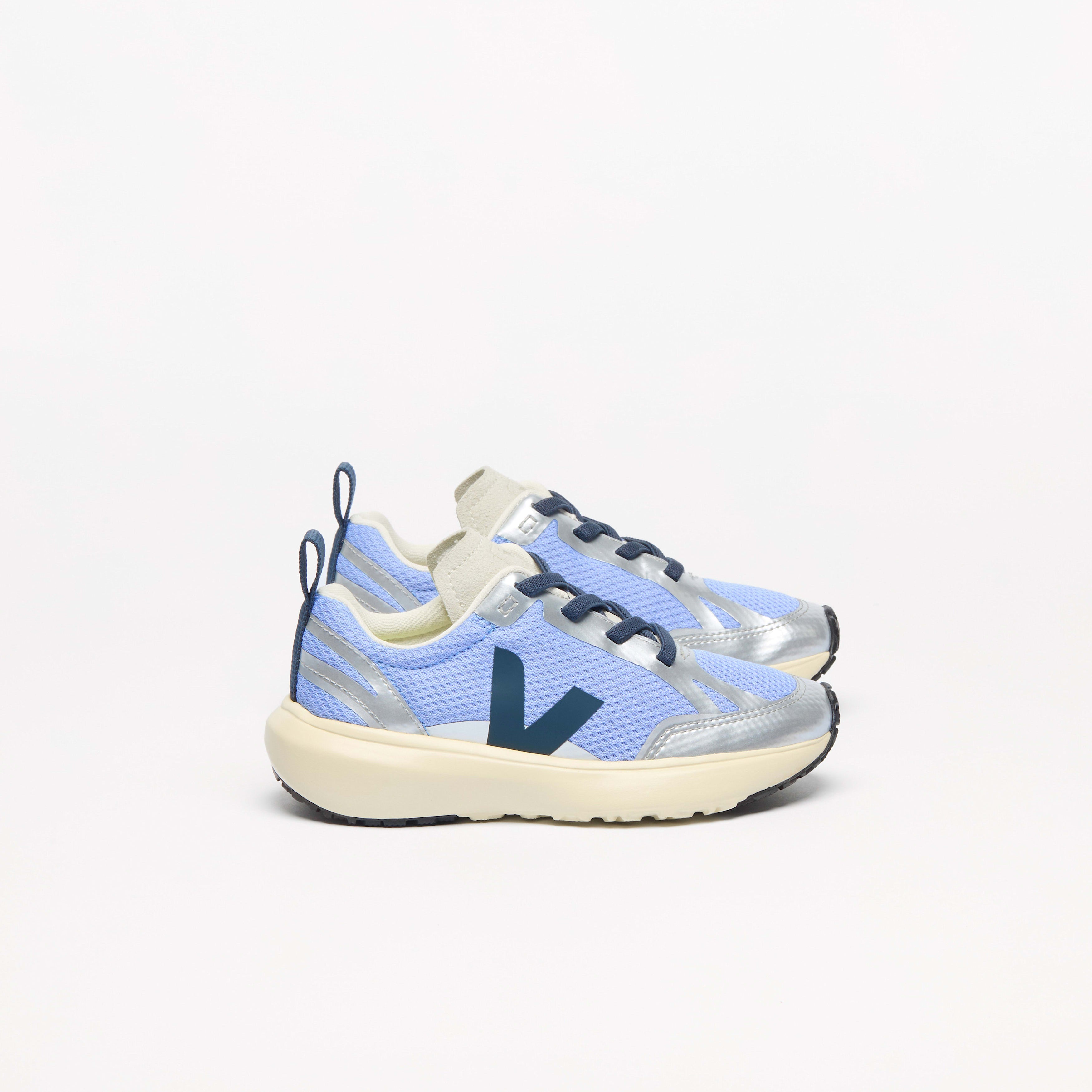 veja-sneakers-small-canary-light-recycled-blue-yl1821021_1.jpg